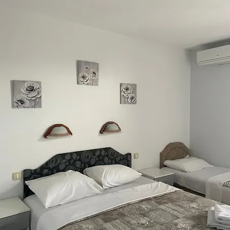 Ivanovic Nocleg ze śniadaniem Budva